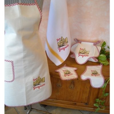 Gift ideas for tourism apron with embroidery resort